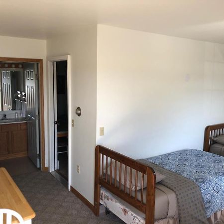 Village Inn Motel Chatham Ngoại thất bức ảnh